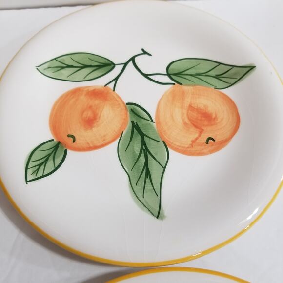 Vintage Lillian Venson 4-8 in. plates made in Thailand - Picture 3 of 7